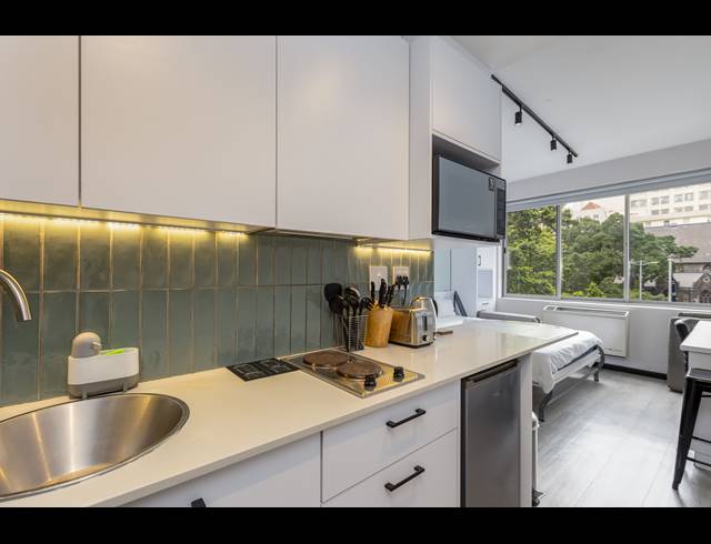 0.5 BEDROOM APARTMENT TO LET IN CAPE TOWN CITY CENTRE